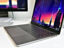 foto d un Macbook pro 15